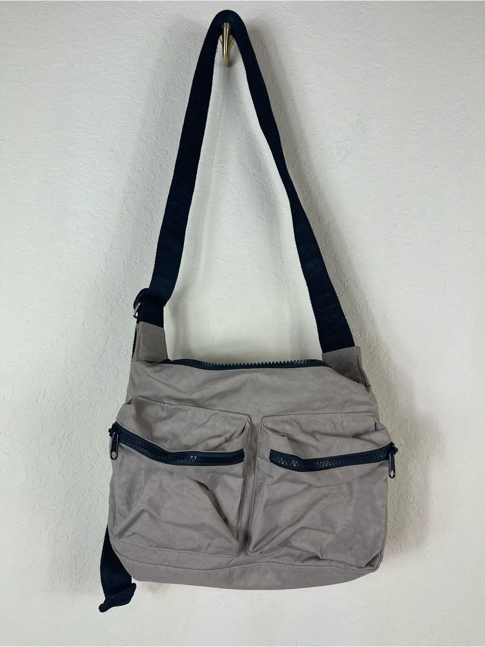 BAGGU Medium Cargo Crossbody Bag Dove